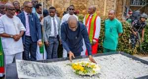 Makinde Remembers Late Father As Candid Adviser At 14th Memorial Service