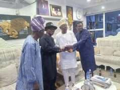 Oodua News Honours BarryFest Forum with Global Excellence Award for Preserving Sikiru Ayinde Barrister’s Legacy