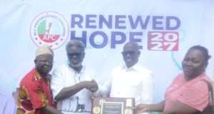 UI Honours Tinubu Loyalist, Olaosebikan as ‘Iconic Friend’ of Sports Academy